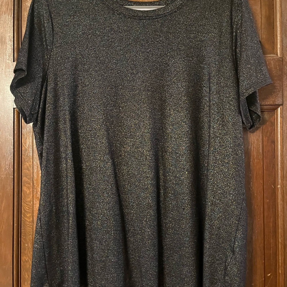 Old Navy Shimmering Charcoal Short Sleeve Tee